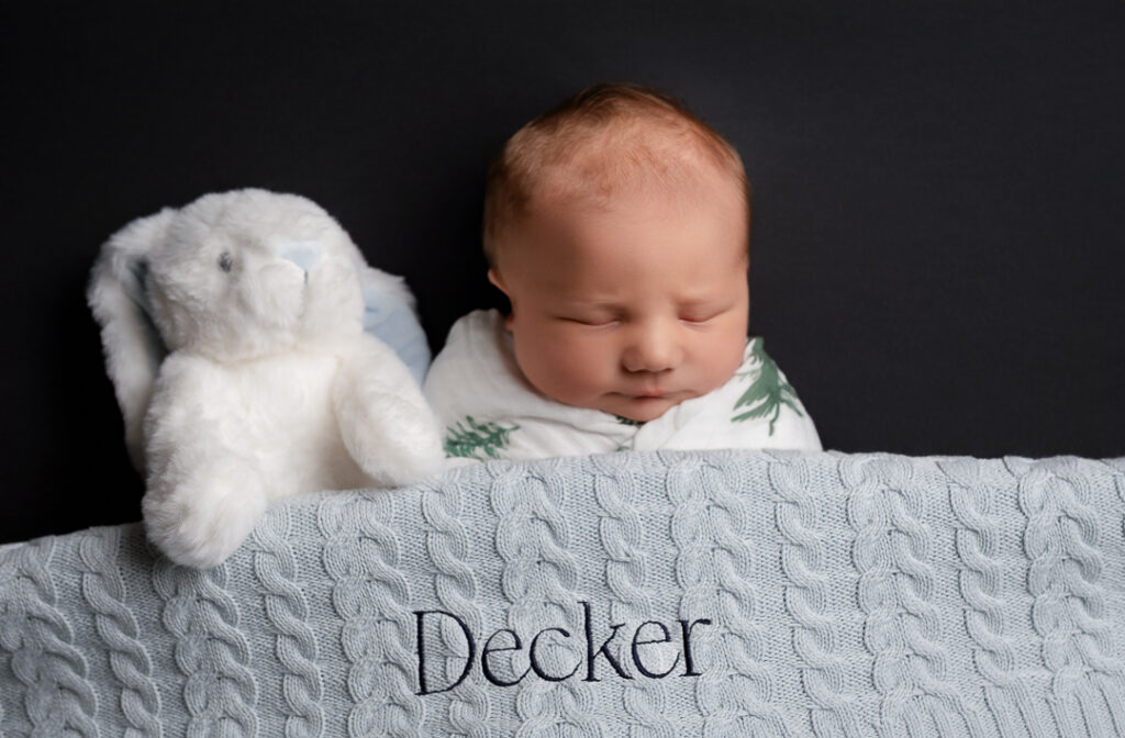 Modern newborn photographer